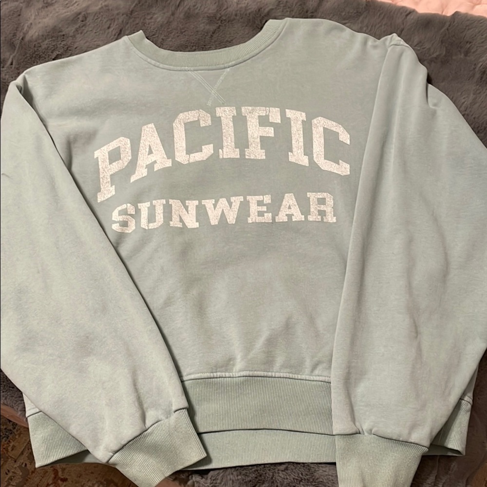 Pacific Sunwear (Pacsun) Mint Green Sweatshirt